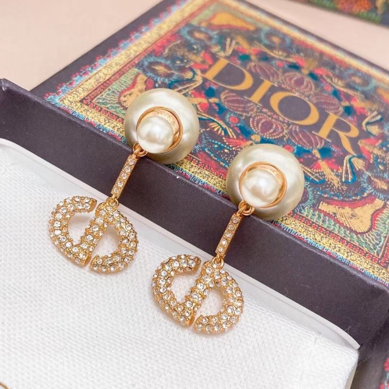 chr1st1an D10r earrings
